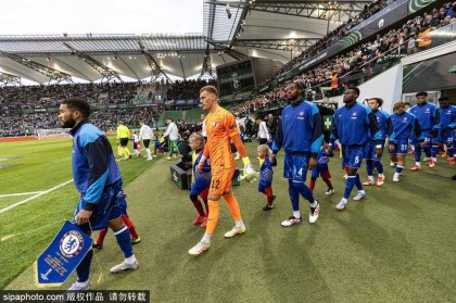 19岁乔治如何在切尔西的豪华阵容中脱颖而出